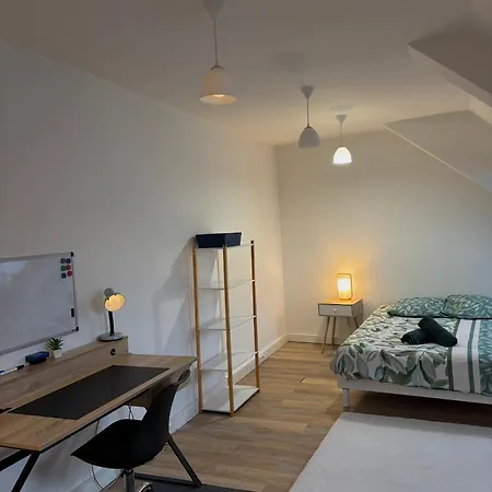 Spacieux Et élégant Laon