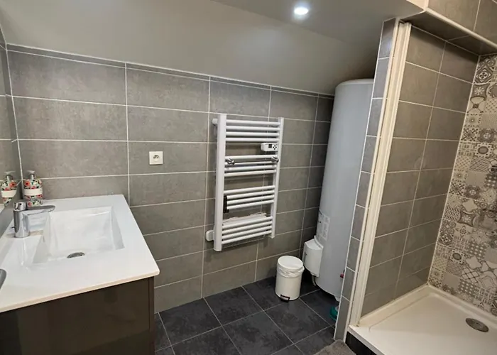 Spacieux Et élégant Appartement